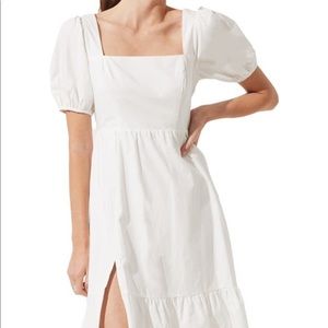 NEW ASTR Poplin Puff Sleeve Tier Midi Dress - White